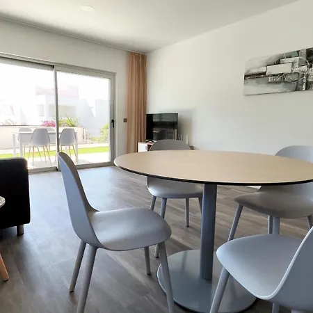 Retiro Com Brisa Maritima, T2, Vale Parra, Albufei Appartement